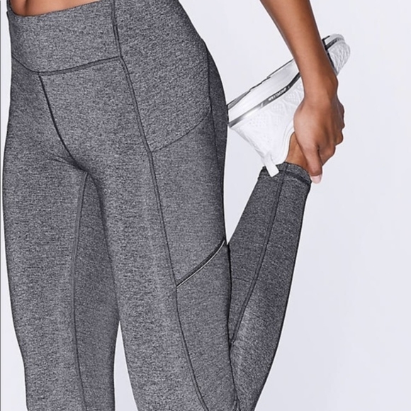 Lululemon Speed up legging - Picture 2 of 5